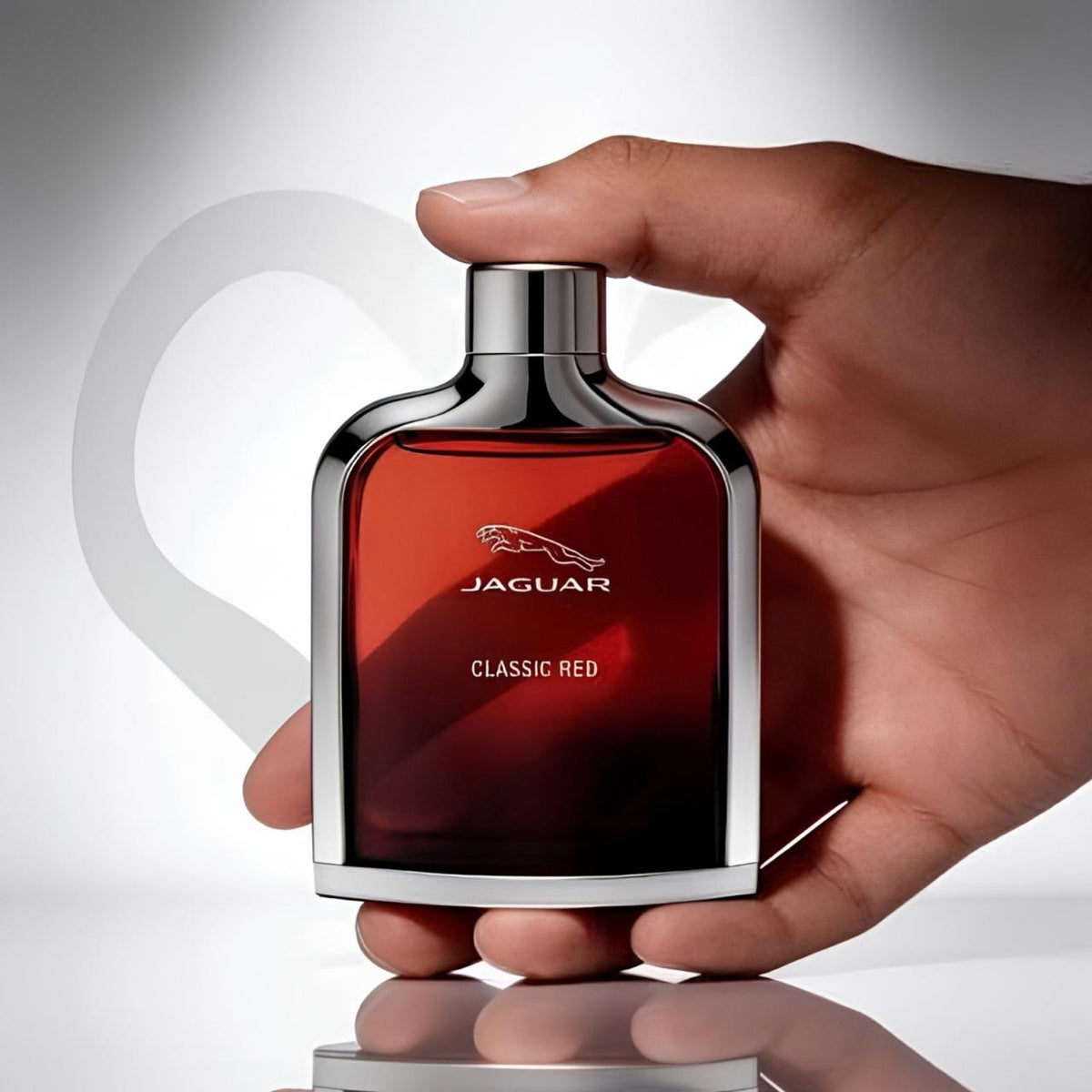 Jaguar Classic Red Eau de Toilette Vaporisateur Natural Spray.