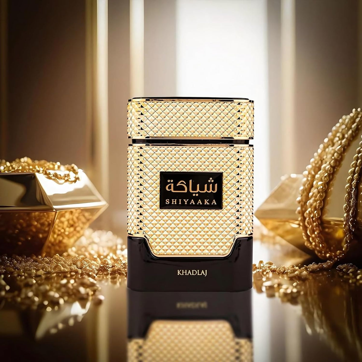 Khadlaj Shiyaaka Gold Eau de Parfum.
